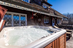 Bain à remous extérieur