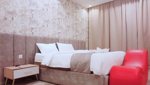 Phòng Suite Deluxe, 1 phòng ngủ | Bộ đồ giường kháng dị ứng, màn/rèm cản sáng 