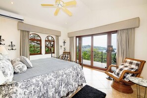 5 bedrooms, iron/ironing board, free WiFi, bed sheets