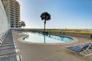 Indoor pool, outdoor pool