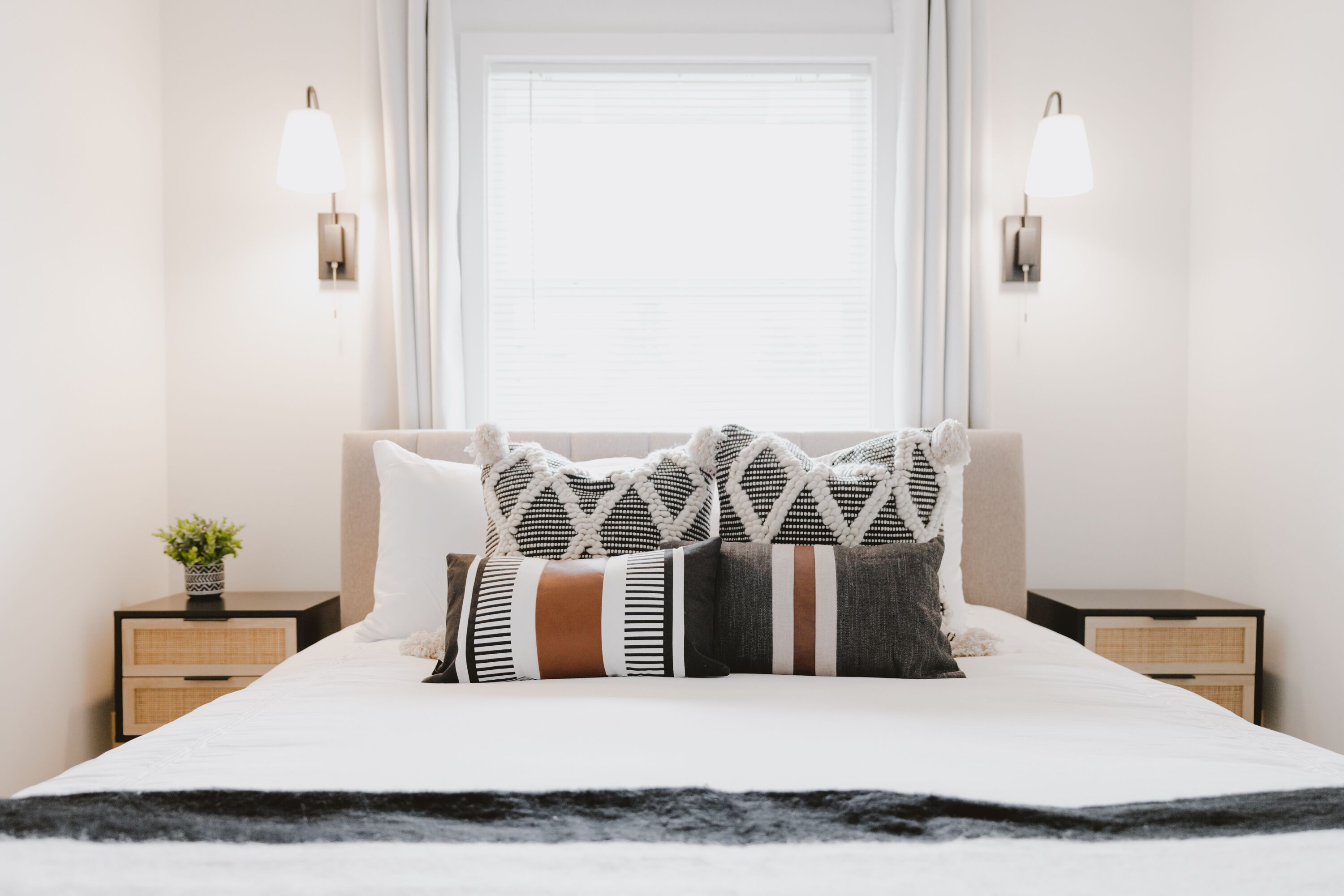 2 habitaciones, escritorio y cortinas blackout 