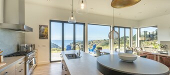 Luxurious spacious new home near the beach with great views, privacy, and sauna