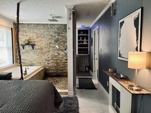 1 bedroom, travel crib, WiFi, bed sheets