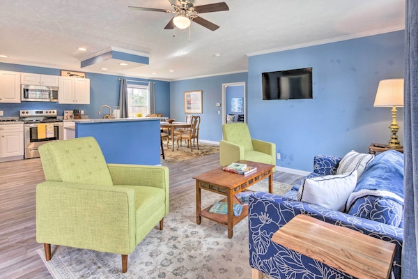 Zirconia Vacation Rental | 3BR | 2BA | 1,500 Sq Ft | Step-Free Access Via Ramp