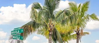★Oahu Perfect Vacation • Million Dollar Views, Pool, Near Beach, 4BR Sleeps 14★