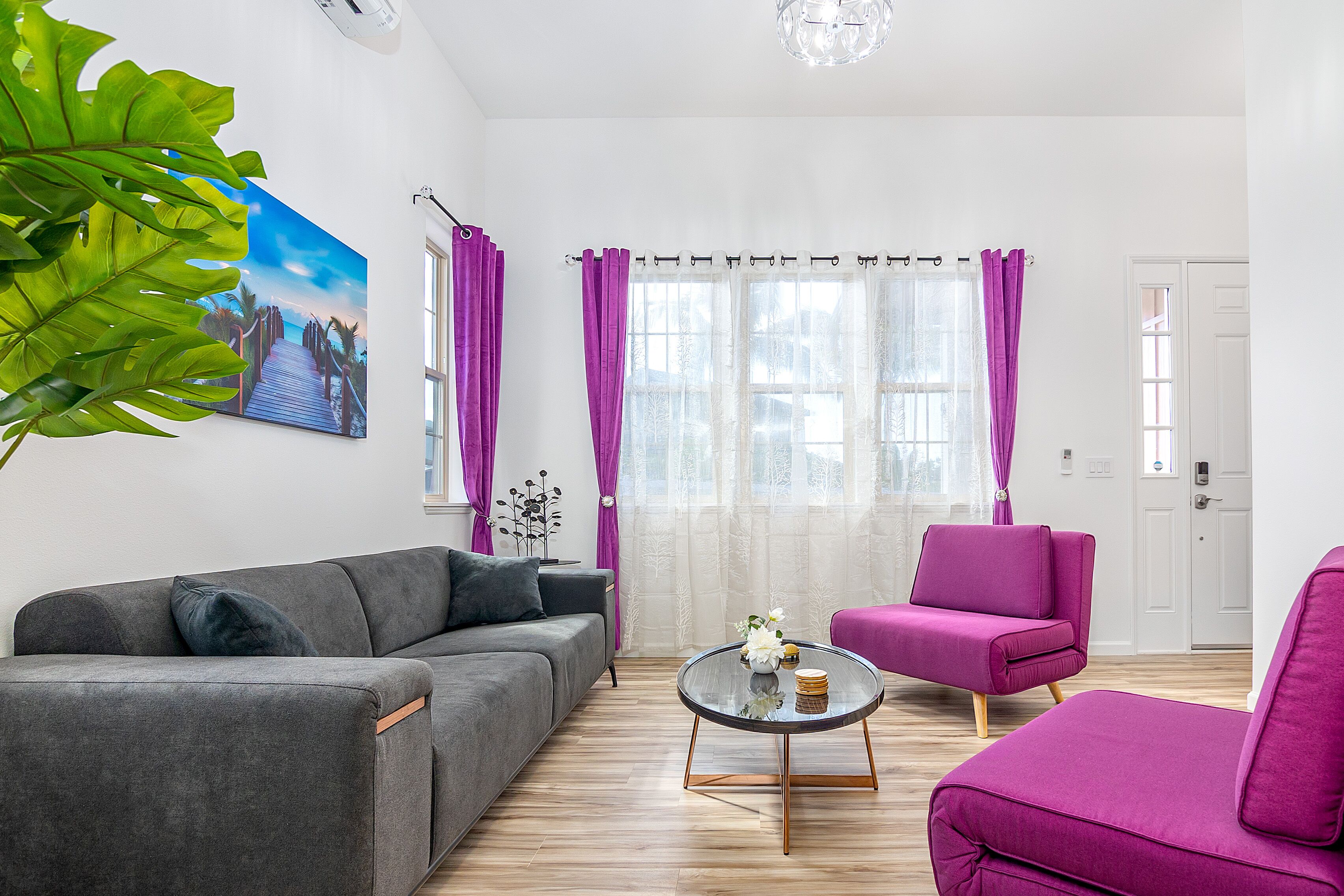 智能电视、桌上足球、书