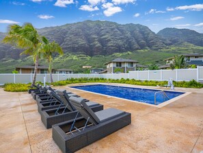 Outdoor pool, a heated pool