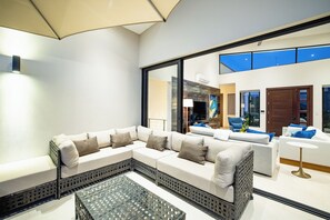 Smart TV, offices