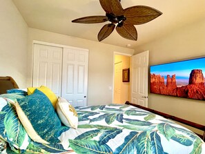 2 bedrooms, desk, iron/ironing board, travel cot - La Quinta Oasis, Pool, Near Coachella & PGA West-License 2BR260190 (La Quinta)