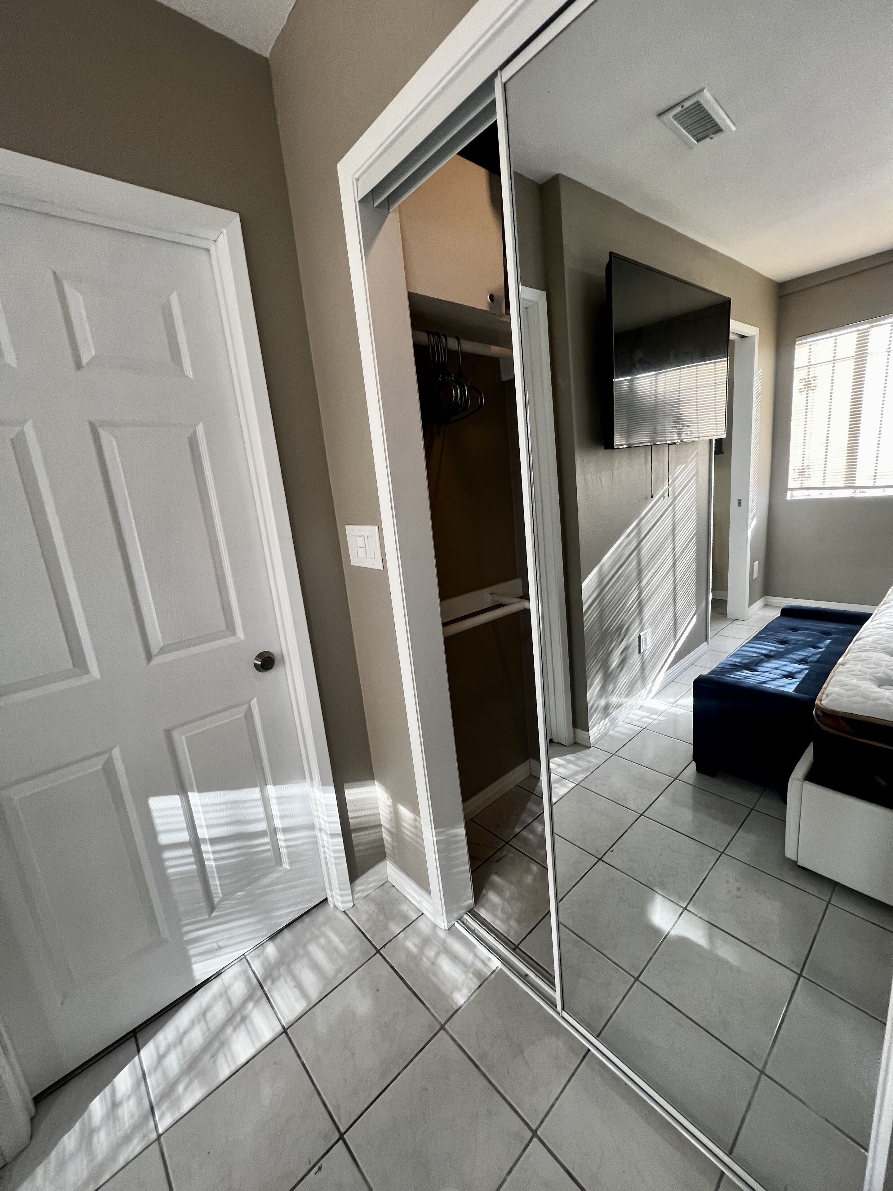 1 bedroom, in-room safe, desk, iron/ironing board