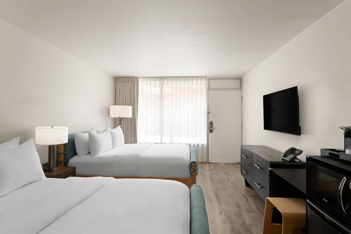 1 habitación, decoración personalizada y muebles diferentes