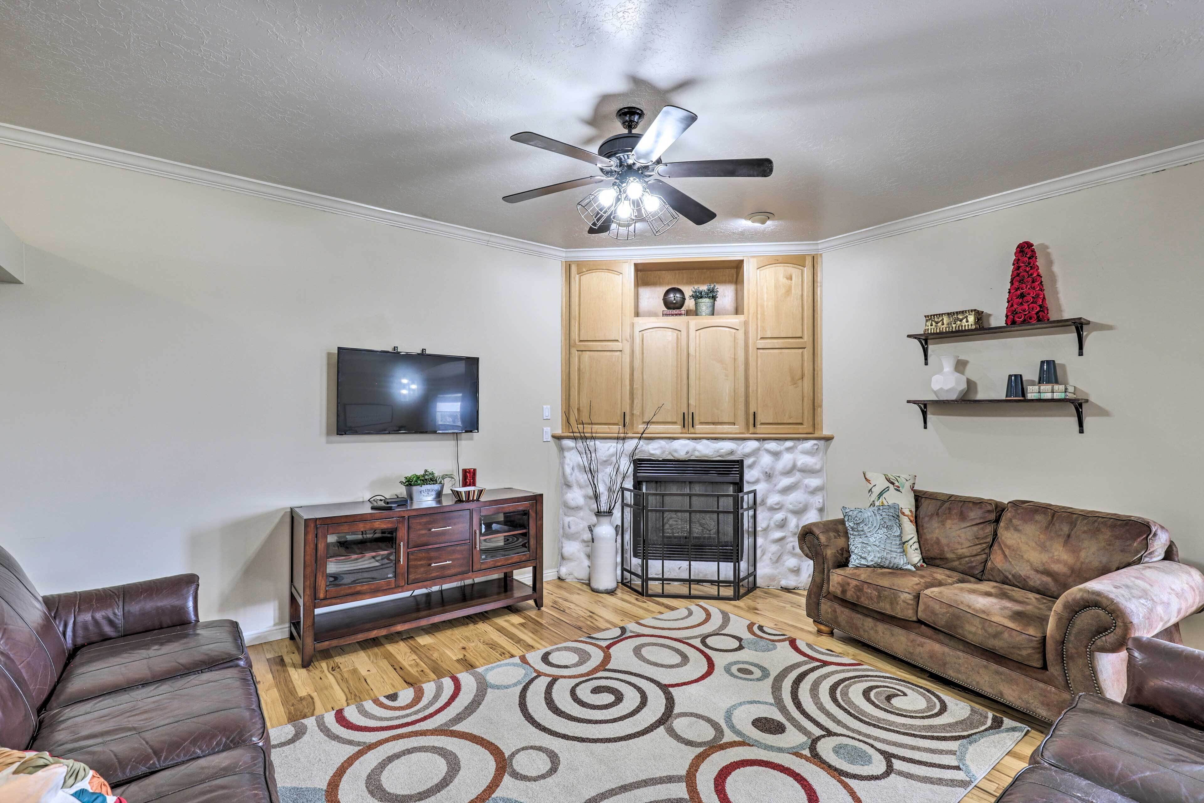 Riverton Home w/ Gas Grill & Private Deck!