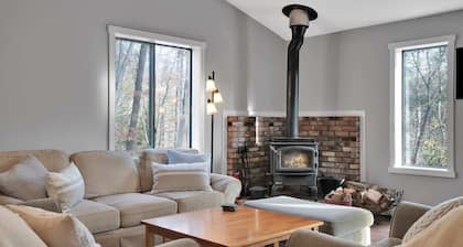 Renovated Condo, Heart of Quechee - Mill Run 3E
