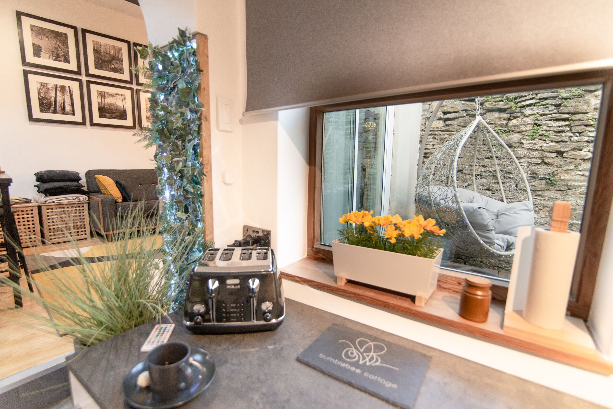 المنشأة  من الداخل