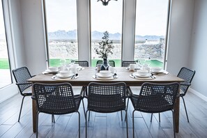 تناول الطعام