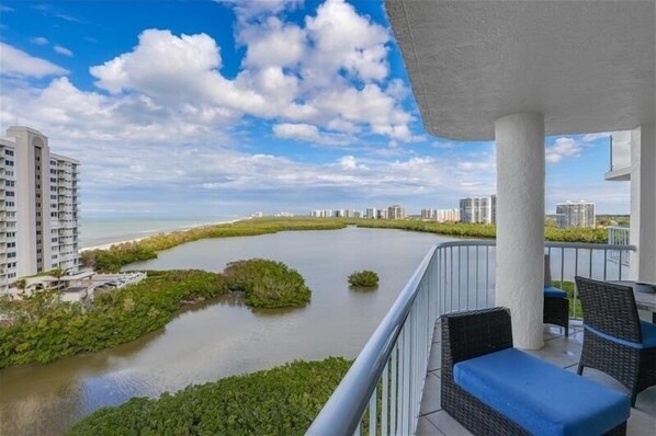 Unclassified image, 1 of 23, button - Enjoy a Gulf view in this updated unit - WS1003 (Naples)