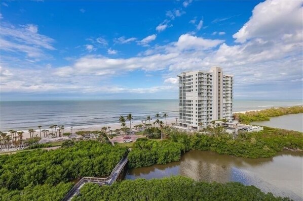 Unclassified image, 1 of 23, button