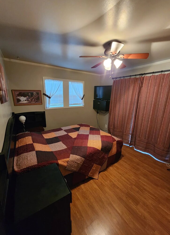 The Cozy Cottage of Hollister and Branson Hollister Vrbo