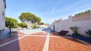 Unclassified image, 3 of 22, button - Apartamento Panoramico Tres Pinos. Piscina (San Jose)