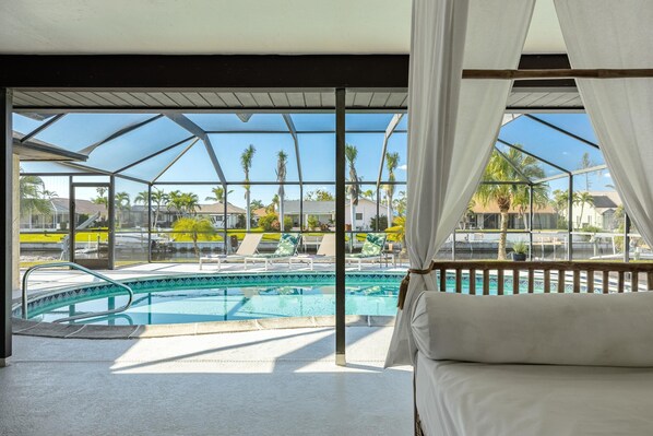 A heated pool - Beauty, Tranquility & Harmony. Water Views, Heated Pool - Villa Paradise - Roelens Vacations (Cape Coral)