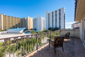 Property grounds - Sea Breeze * Beach Chair Set Included (Destin)