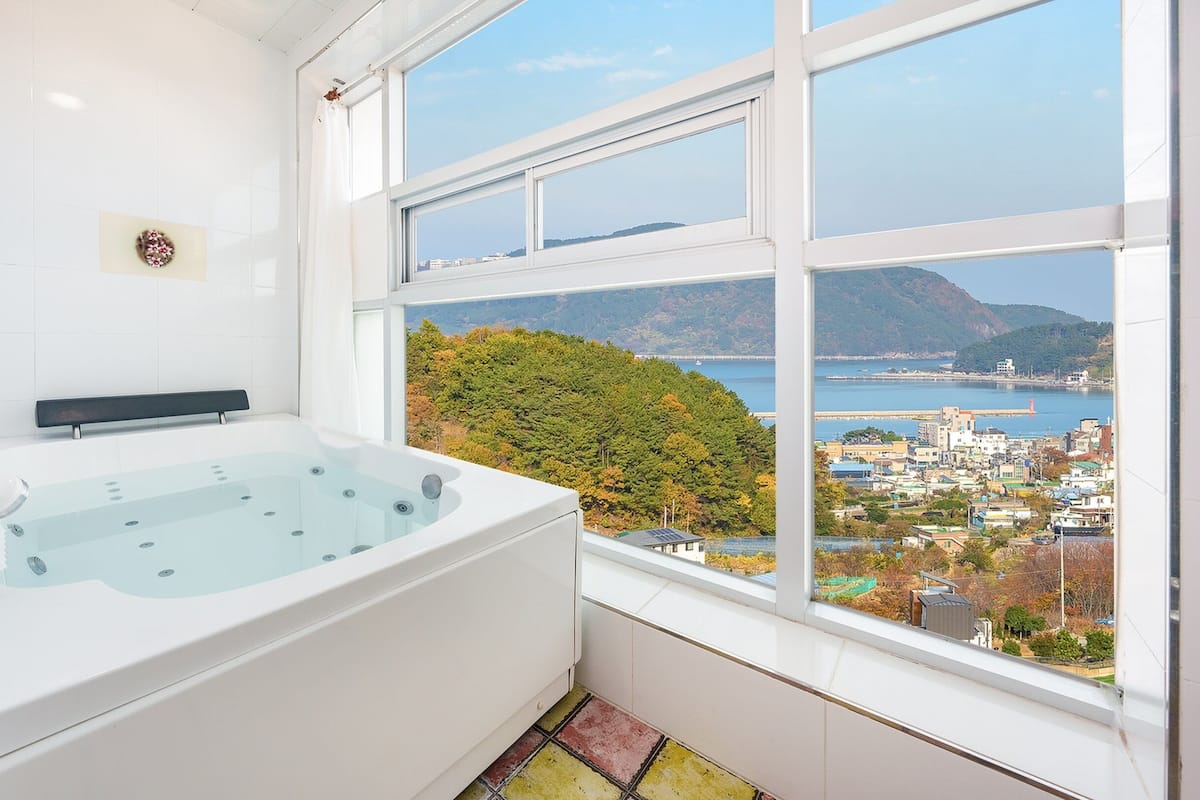 Basic Room, 1 Bedroom (201(SPA)) | 1 bedroom, free WiFi