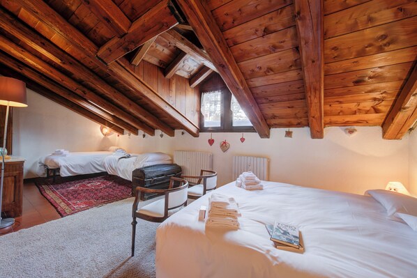 Family Apartment, 1 Bedroom (Le Meublé (between City Center &) | View from room