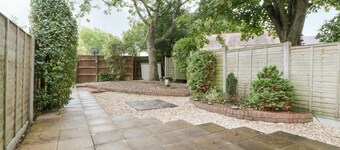 2 Bathsheba Terrace