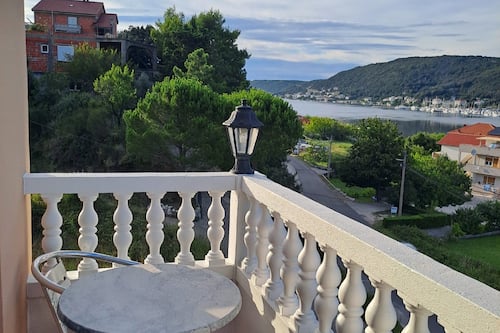 Apartment (Two Bedroom Apartment with Balcony an) | Balkon
