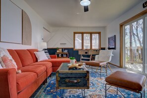 Älytelevisio, pöytäjalkapallopöytä, stereot