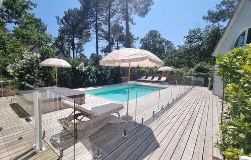 Chalet Scandinave - très lumineux, à 3 minutes du lac et 10 minutes de l'Océan