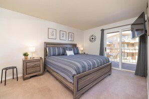 2 多间卧室、旅行婴儿床、免费 WiFi、床单