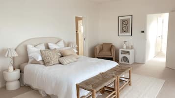 4 bedrooms, free WiFi, bed sheets