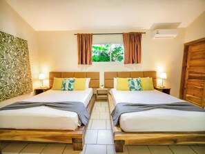 9 bedrooms, iron/ironing board, WiFi, bed sheets