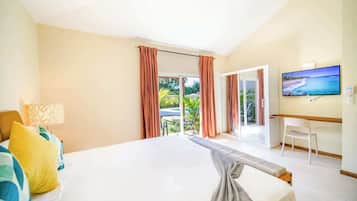 9 bedrooms, iron/ironing board, WiFi, bed sheets