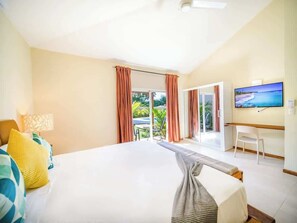 9 Schlafzimmer, Bügeleisen/Bügelbrett, WLAN, Bettwäsche