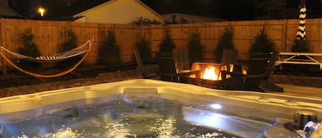 Baignoire à remous extérieure