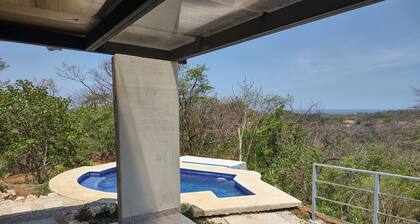 Paradise in a secluded ocean view villa(private pool/hiking trails)