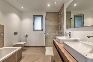 Shower, towels