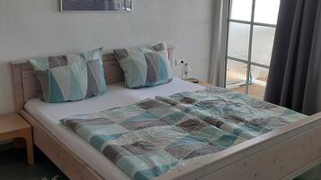 2 bedrooms, free WiFi, bed sheets