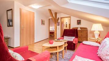 2 Schlafzimmer, Bügeleisen/Bügelbrett, kostenloses WLAN, Bettwäsche