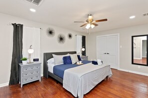 4 bedrooms, WiFi, bed sheets - Luxurious house with Hot-tub (Houston)