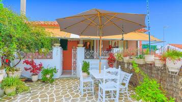 House, Smoking | 2 bedrooms