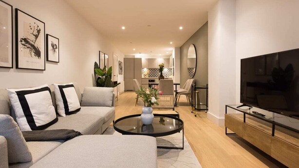 Flat-screen TV - The Brighton Loft - Stunning 1bdr Flat (Brighton)