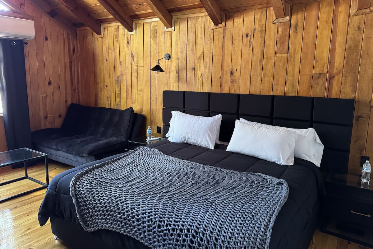 Familie huisje | 1 slaapkamer, individueel gemeubileerd, een strijkplank/strijkijzer