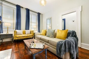 Smart TV, Netflix, libri, altoparlanti intelligenti