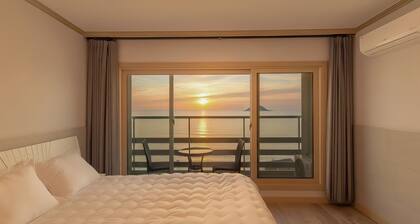 Sokcho Bird Island Pension