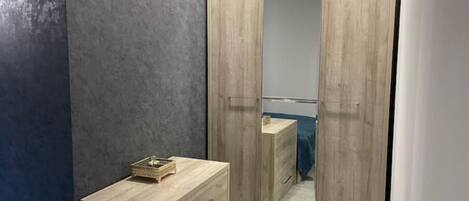 1 bedroom, iron/ironing board, WiFi