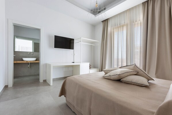 Room | 1 bedroom, free WiFi, bed sheets - 2477 Perla Saracena - Matrimoniale Deluxe by Barbarhouse (Salve)