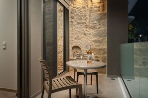 1 bedroom - Dimitra Central Apts - Maisonette Suite With Balcony (Chania)